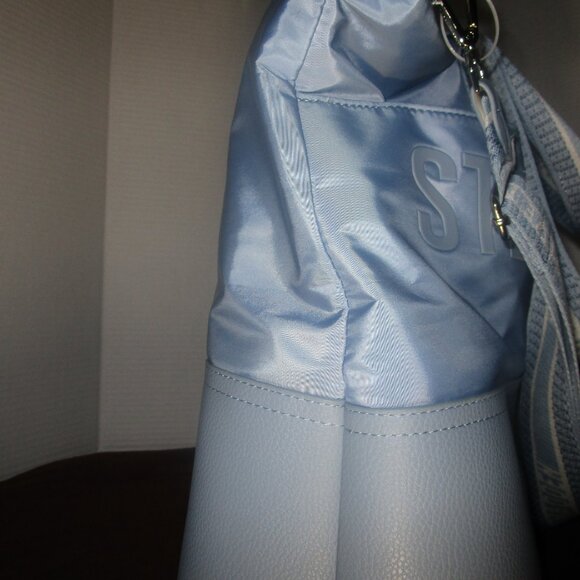 NWT - Steve Madden Gym Bag/Weekender - Picture 12 of 12